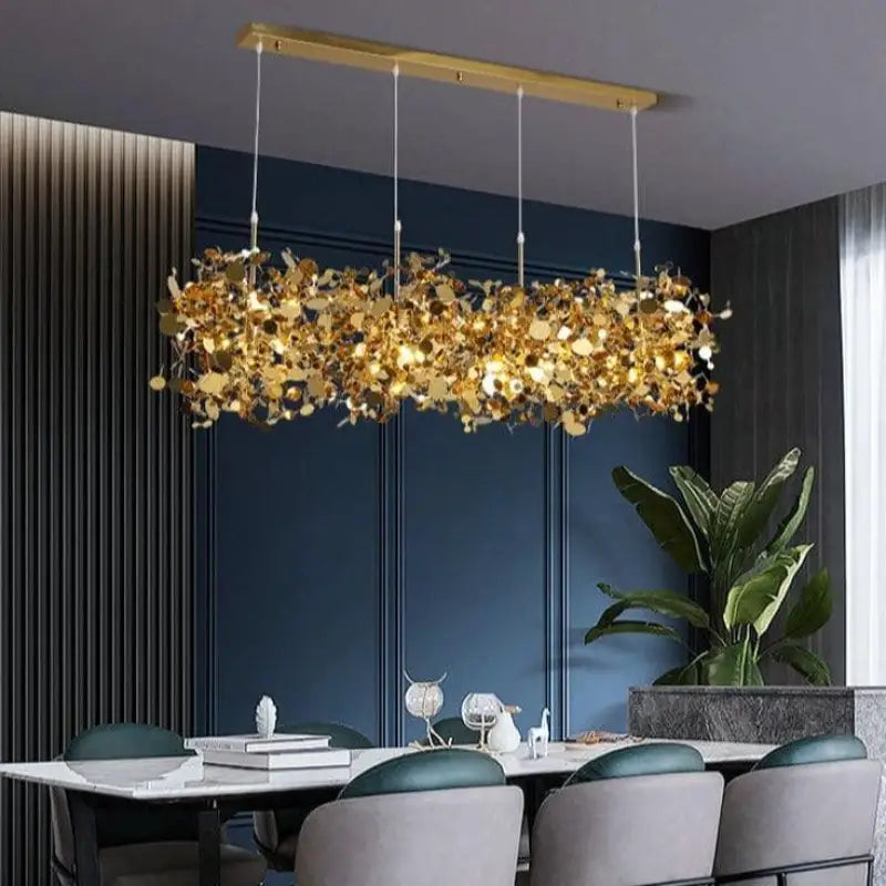 suspension filaire dorée, luminaire doré moderne, suspension métal or, lampe suspendue élégante, luminaire design filaire, suspension dorée salon, luminaire doré chambre, suspension déco dorée, éclairage doré contemporain, lampe dorée style industriel, suspension plafond or, luminaire aérien doré, lampe suspendue en fil métallique, suspension dorée cuisine, éclairage ambiance chaleureuse