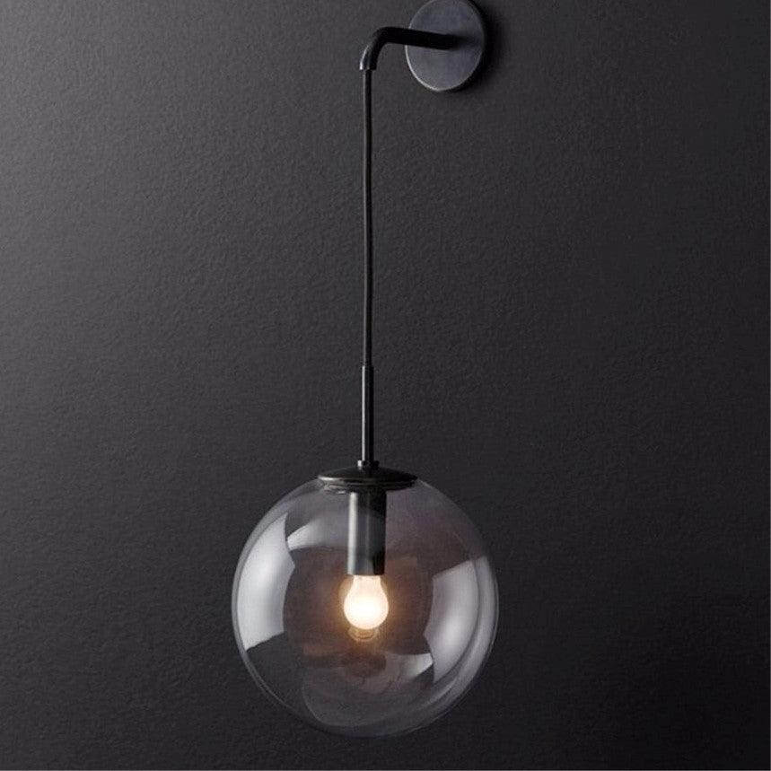 applique murale, applique murale boule, lampe murale en verre, éclairage intérieur, luminaire design, applique moderne, lampe sphérique, applique dorée, applique noire, éclairage décoratif, lampe murale LED, luminaire élégant, lumière douce, éclairage économique, décoration murale