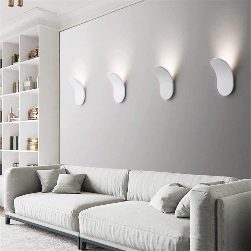 applique murale couloir, éclairage intérieur, luminaire mural, lampe murale design, applique LED, éclairage décoratif, luminaire élégant, applique murale moderne, éclairage doux, lampe couloir, éclairage mural, décoration murale, luminaire corridor, applique murale minimaliste, luminaire professionnel