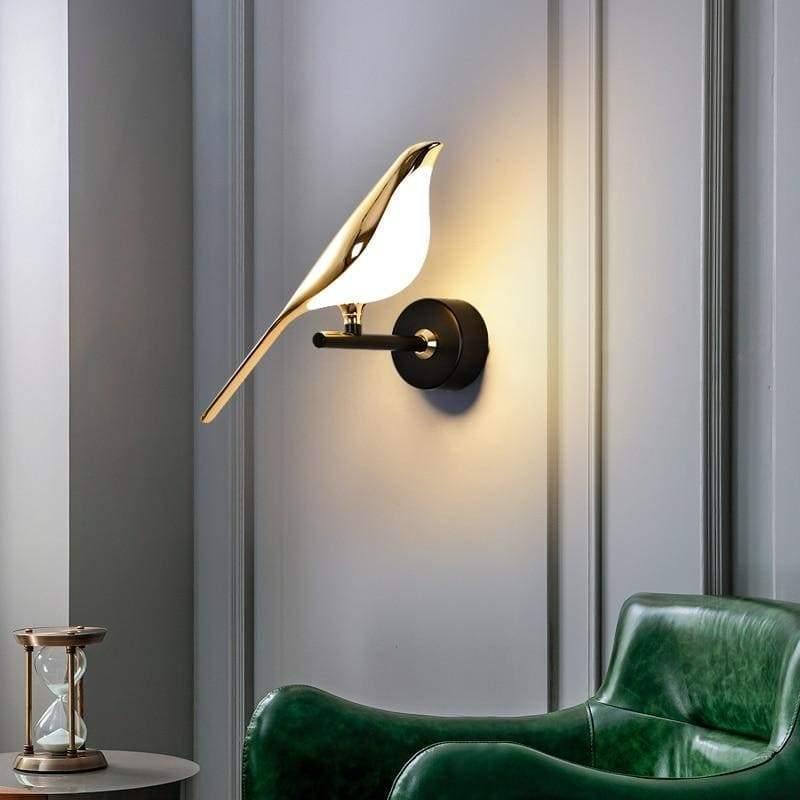 applique murale oiseau, lampe murale décorative, luminaire nature, éclairage mural design, applique artistique, éclairage doux intérieur, lampe murale originale, luminaire en forme d’oiseau, applique murale salon, lampe murale chambre, décoration murale poétique, applique LED élégante, éclairage mural moderne, luminaire aluminium acrylique, cadeau décoration intérieure