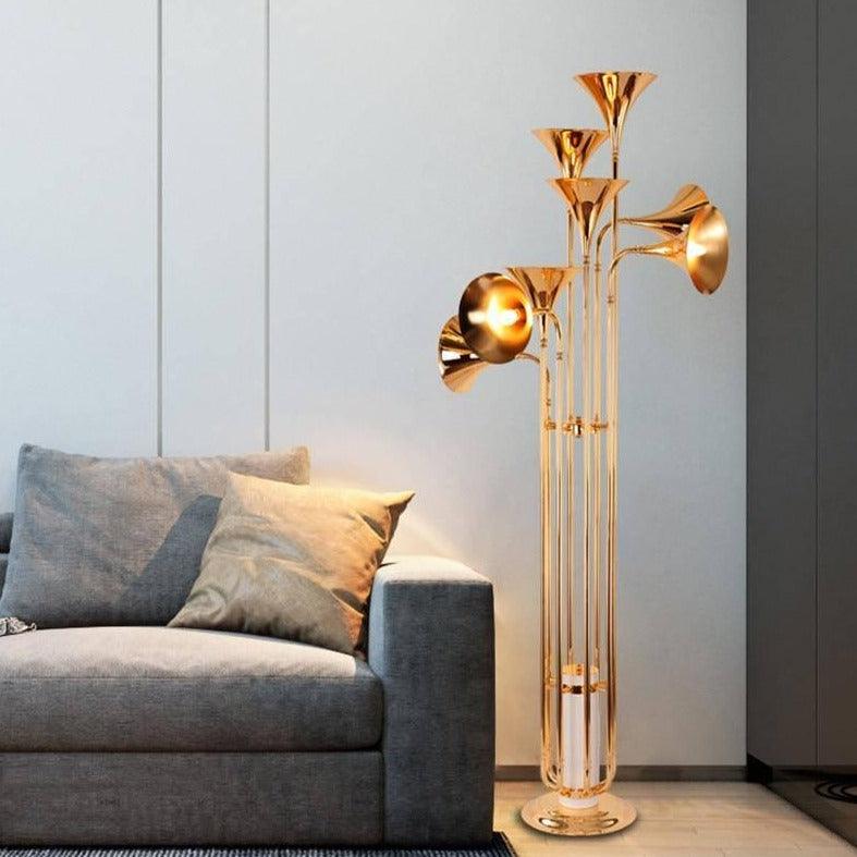 lampadaire bronze doré, lampe sur pied bronze, luminaire doré élégant, lampadaire métal doré, éclairage intérieur bronze, lampadaire vintage chic, lampe de salon bronze, lampadaire doré classique, luminaire design bronze doré, lampe bronze chambre, lampadaire doré haut de gamme, décoration bronze doré, lampe bronze luxe, lampadaire doré avec abat-jour, lampe de sol dorée élégante