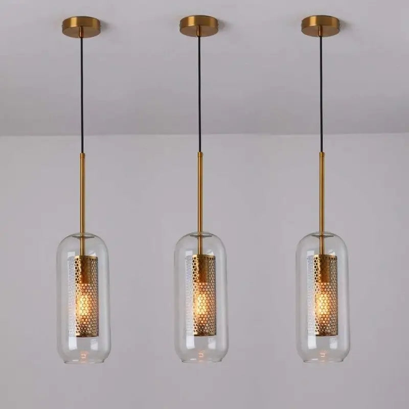 lampe suspendue industrielle, suspension métal noir, luminaire style loft, lampe plafond industrielle, éclairage cuisine industriel, suspension design brut, luminaire vintage industriel, lampe industrielle salon, suspension ampoule filament, éclairage industriel moderne, lampe suspendue factory, suspension déco atelier, luminaire en métal vieilli, suspension industrielle cuisine, éclairage industriel intérieur
